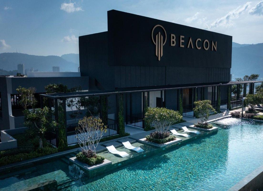 13 Beacon Executive Suites #Rooftoppool #Luxurysuites Джордж Таун Екстериор снимка